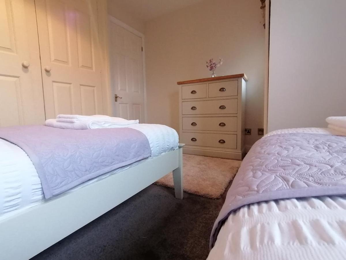 Acer Holiday Cottage Tideswell Village Buxton Peak District By Rework Accommodation ภายนอก รูปภาพ